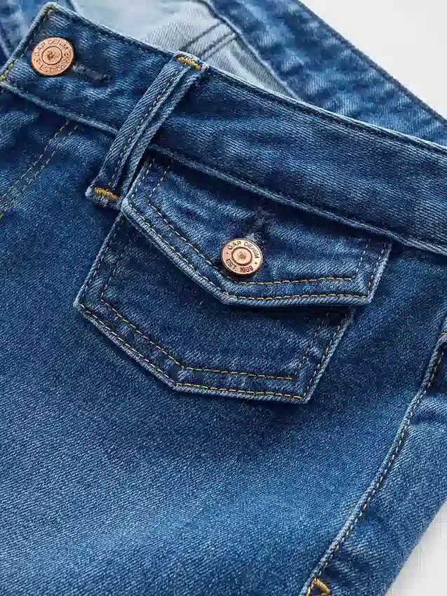Jeans taille basse, long et ajusté