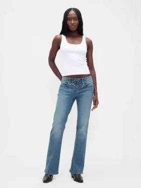 Jeans taille basse, long et ajusté, à lacets