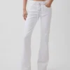 Jeans taille basse, long et ajusté, à lacets