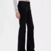 Jeans taille basse, long et ajusté, à lacets