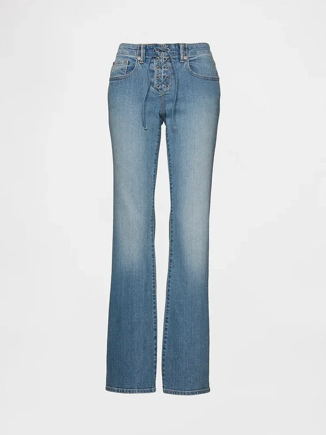 Jeans taille basse, long et ajusté, à lacets