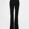 Jeans taille basse, long et ajusté, à lacets