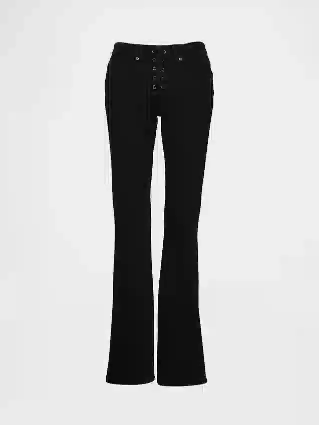 Jeans taille basse, long et ajusté, à lacets