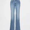Jeans taille basse à poches tressées, coupe longue et ajustée