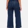 Jeans taille haute à coupe ample et jambes larges, longueur cheville, pour silhouettes rondes