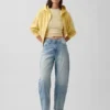 Jeans taille haute court à coupe large
