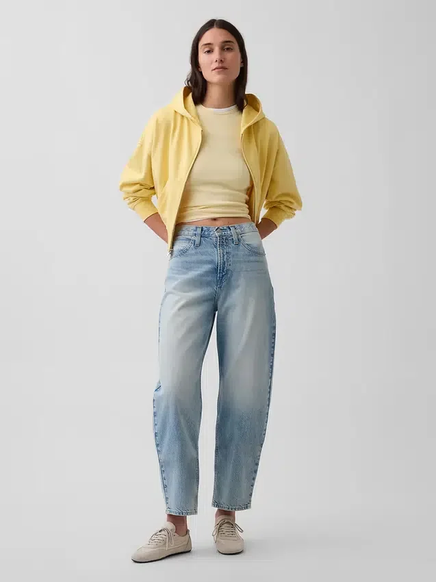 Jeans taille haute court à coupe large