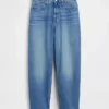 Jeans taille haute court à coupe large