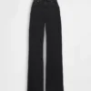 Jeans taille haute à jambes larges