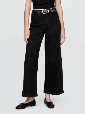 Jeans taille haute à jambes larges et longueur cheville