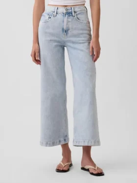 Jeans taille haute à jambes larges et longueur cheville