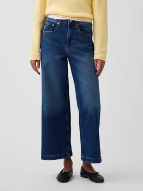Jeans taille haute à jambes larges et longueur cheville