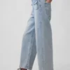 Jeans taille haute à jambes larges et longueur cheville