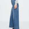 Jeans taille haute à jambes larges et longueur cheville