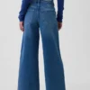 Jeans taille haute à jambes larges et longueur cheville