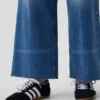 Jeans taille haute à jambes larges et longueur cheville