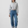 Jeans taille haute à jambes larges et revers