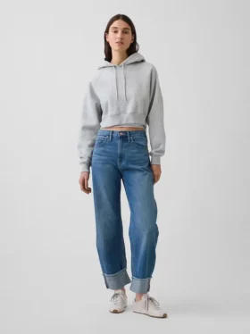 Jeans taille haute à jambes larges et revers