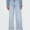 Jeans taille haute à jambes larges et revers
