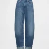 Jeans taille haute à jambes larges et revers