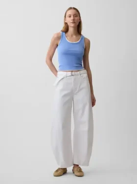 Jeans taille haute ultra-doux à ceinture, coupe en fer à cheval