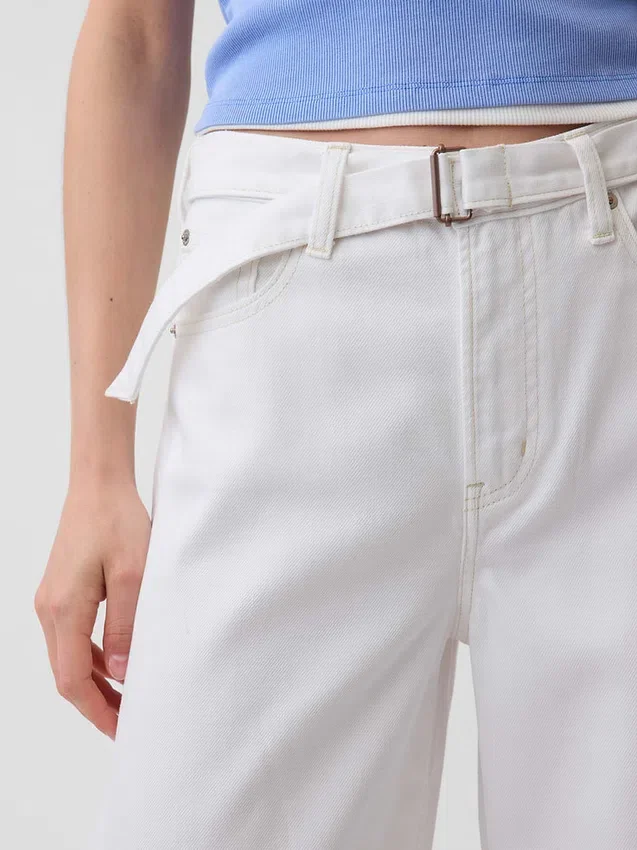 Jeans taille haute ultra-doux à ceinture, coupe en fer à cheval
