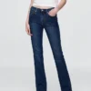 Jeans taille mi-haute à coupe « baby bootcut »