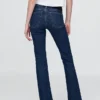 Jeans taille mi-haute à coupe « baby bootcut »