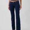 Jeans taille très basse, long et ajusté