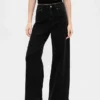 Jeans à taille très haute et jambes larges