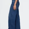 Jeans à taille très haute et jambes larges