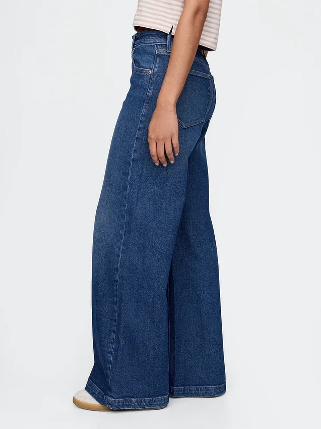Jeans à taille très haute et jambes larges