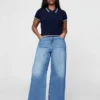 Jeans à taille très haute et jambes larges