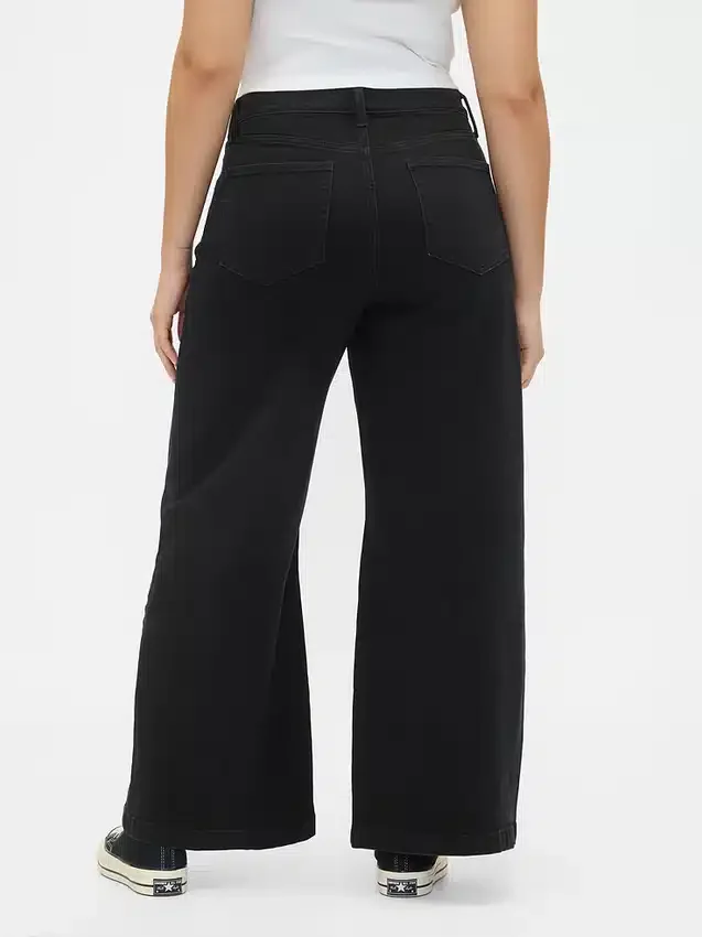 Jeans à taille très haute et jambes larges
