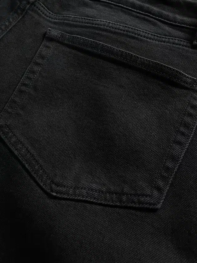 Jeans à taille très haute et jambes larges