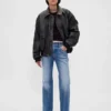 Jeans évasé ample et rigide à taille mi-haute