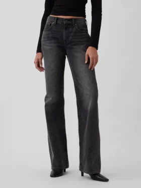 Jeans évasé ample et rigide à taille mi-haute