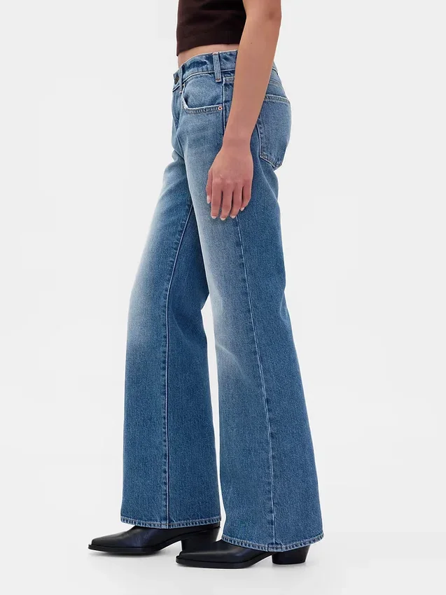 Jeans évasé ample et rigide à taille mi-haute