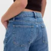 Jeans évasé ample et rigide à taille mi-haute