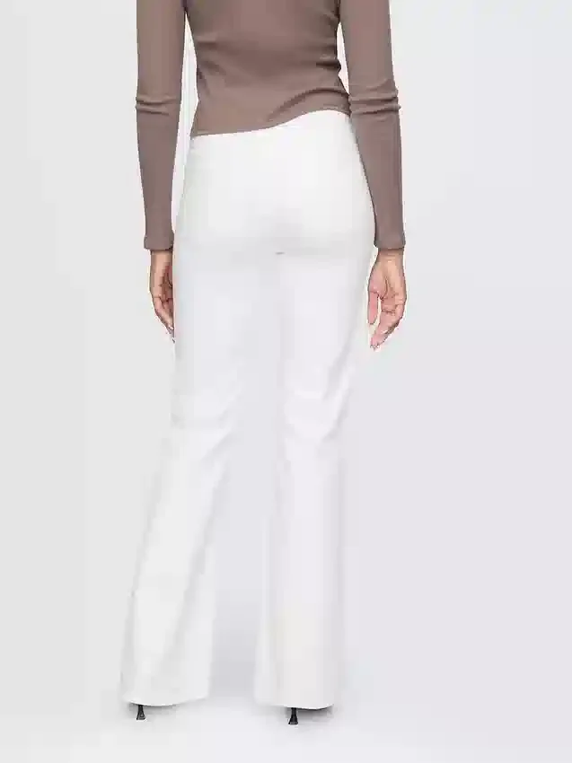 Jeans évasés taille haute style années 70
