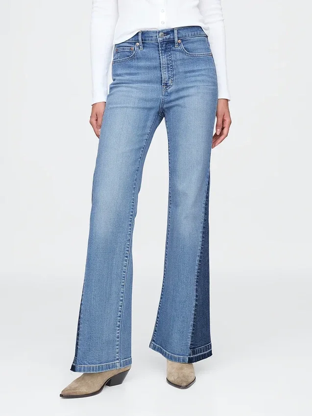 Jeans évasés taille haute style années 70 avec empiècements