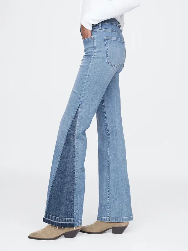 Jeans évasés taille haute style années 70 avec empiècements