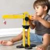 Jouet « Petite grue jaune » pour tout-petits