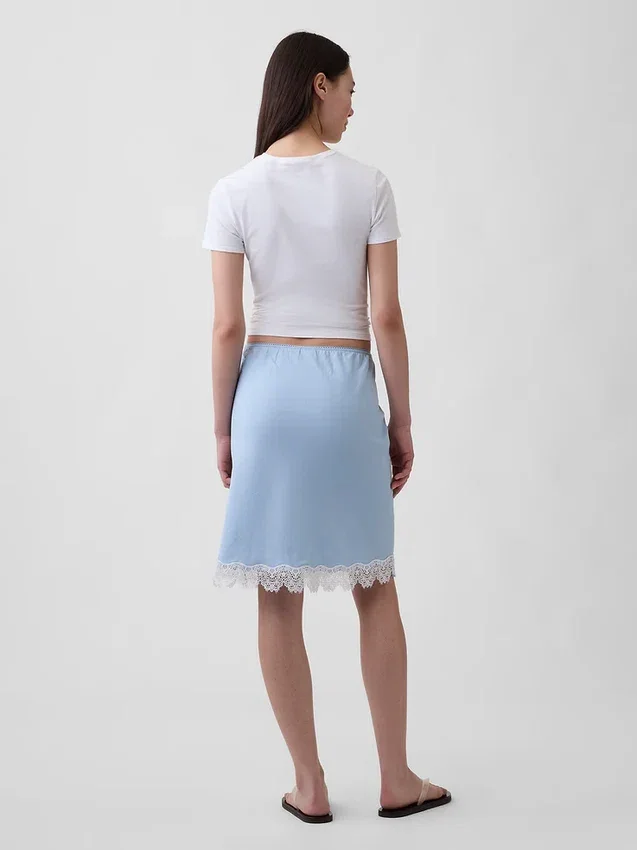 Jupe en mélange de lin avec bordure en dentelle