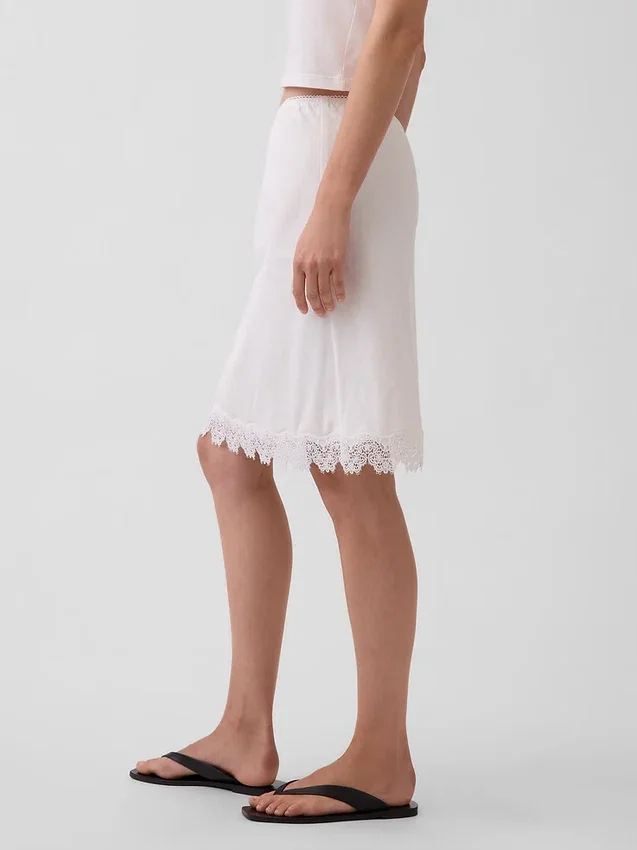 Jupe en mélange de lin avec bordure en dentelle