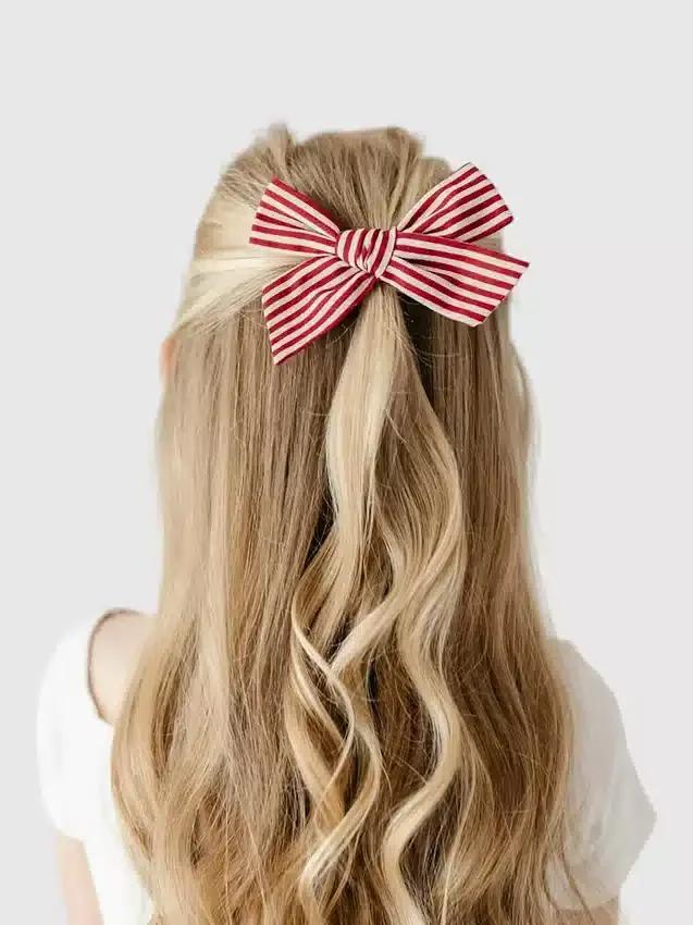 L'ensemble de barrettes à nœud Lauren