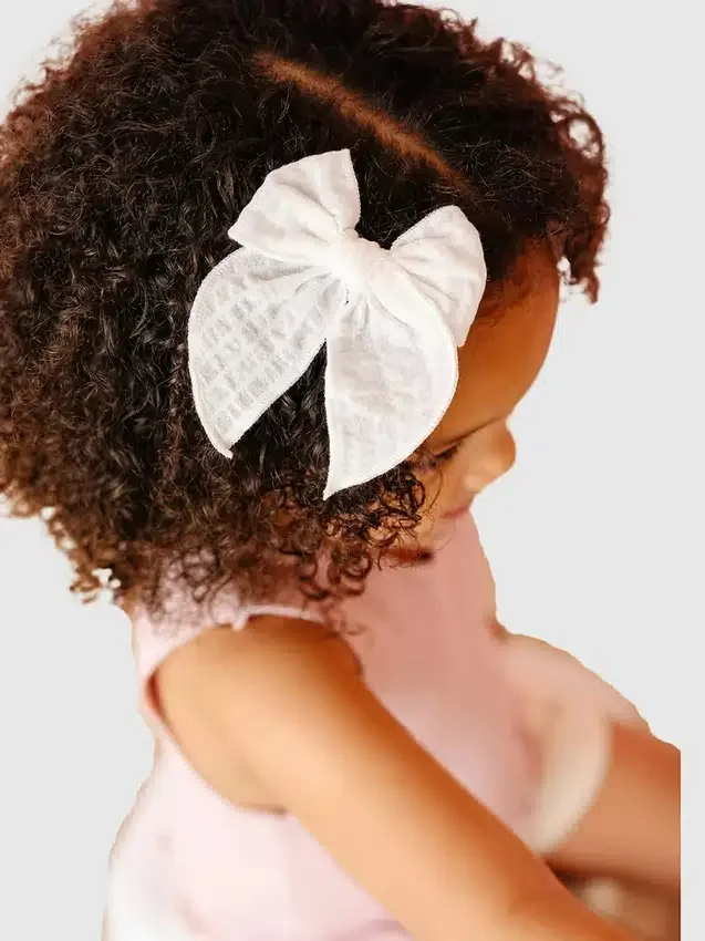 L'ensemble de barrettes à nœud Marilyn