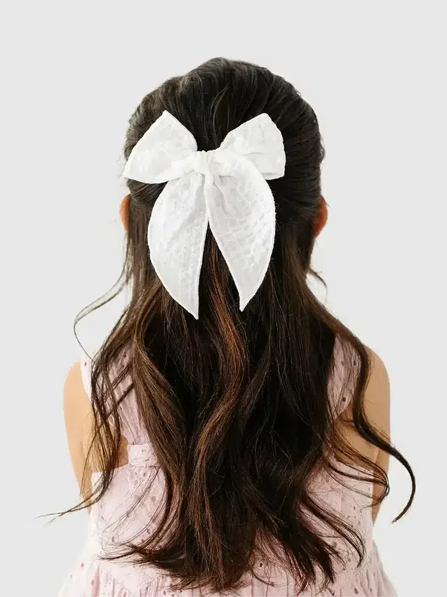 L'ensemble de barrettes à nœud Marilyn