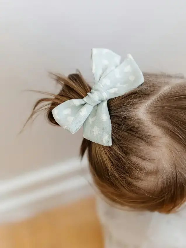 L'ensemble de barrettes à nœuds Abigail