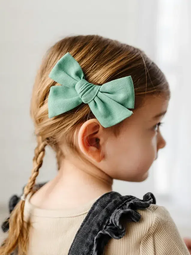 L'ensemble de barrettes à nœuds Kayla